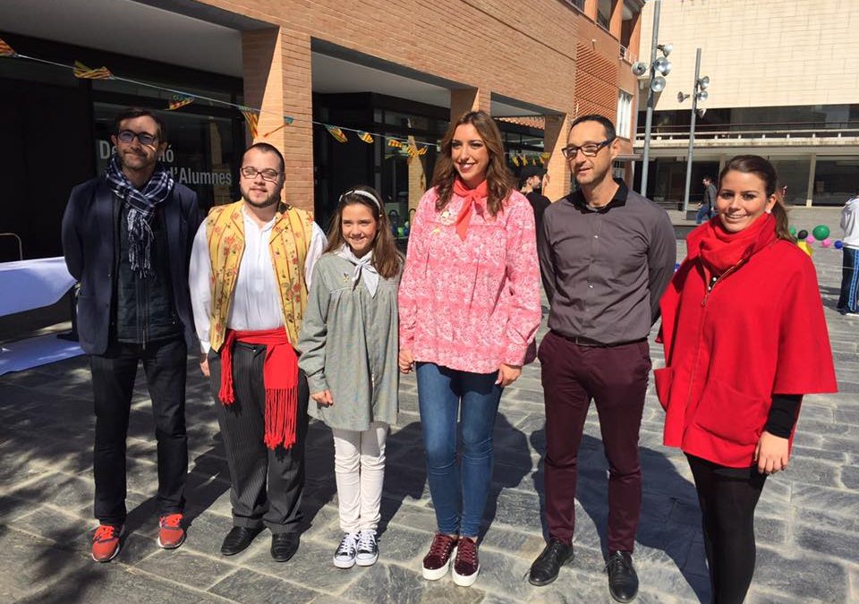 Les Falleres Majors han participat en la primera festa fallera del Campus de Gandia